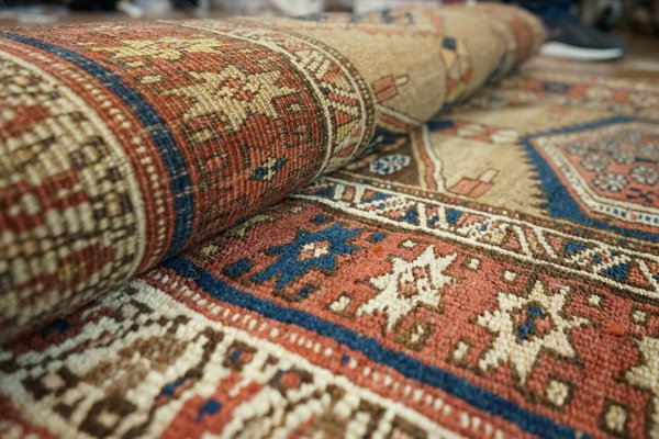 Quelle croisière propose des ateliers de tissage de tapis berbères au Maroc?